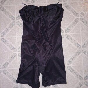 Miracle  Suit Womens Body Shapewear size 36C